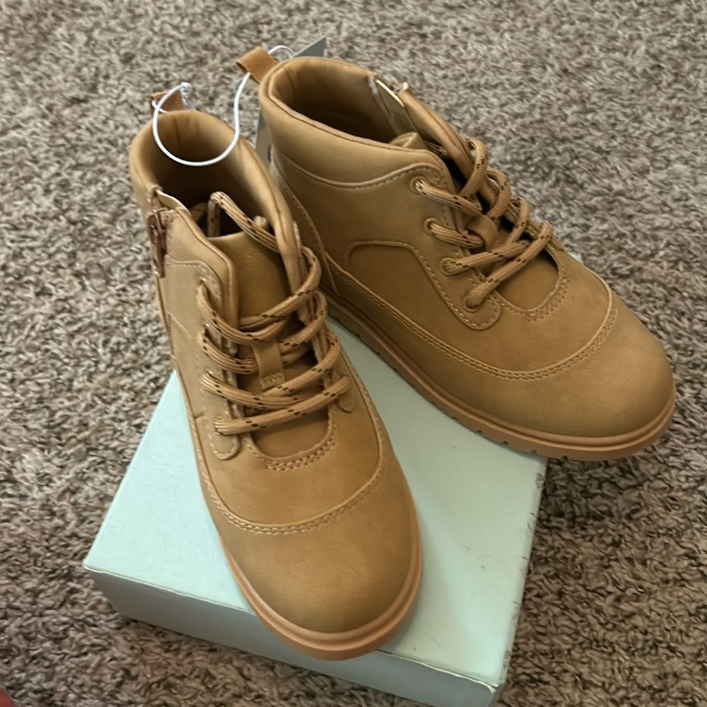 Boys 12 cat & jack boots